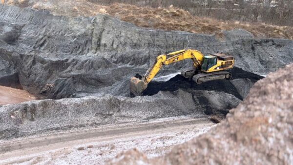 coal-mining-waste-abc-jt-220114_1642212089923_hpMain_2_16x9_992